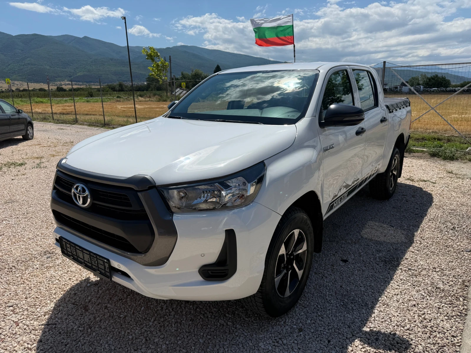 Toyota Hilux 2.4d4d, снимка 1