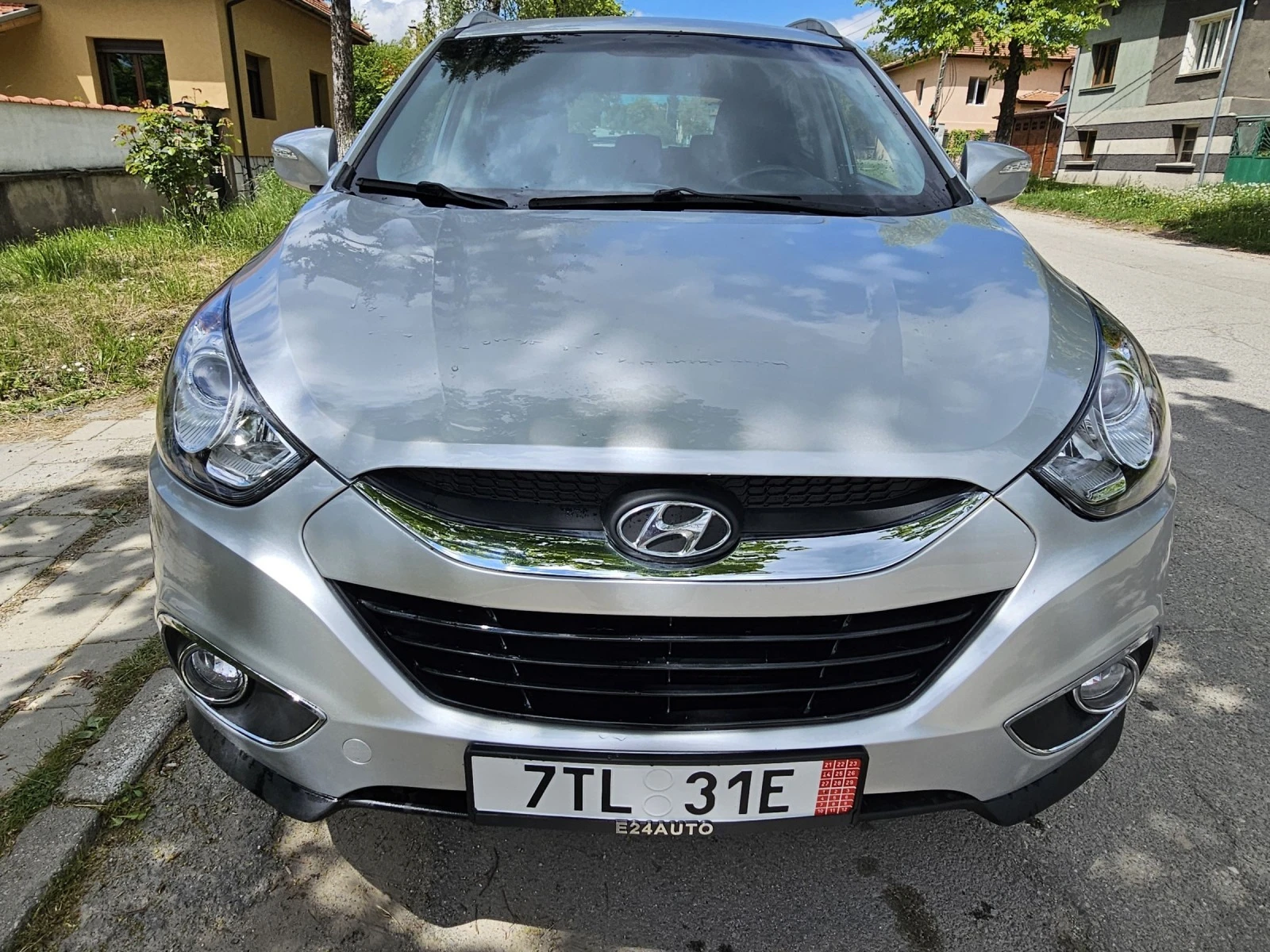 Hyundai IX35 2.0i 4x4  ГАЗ AUT - изображение 2