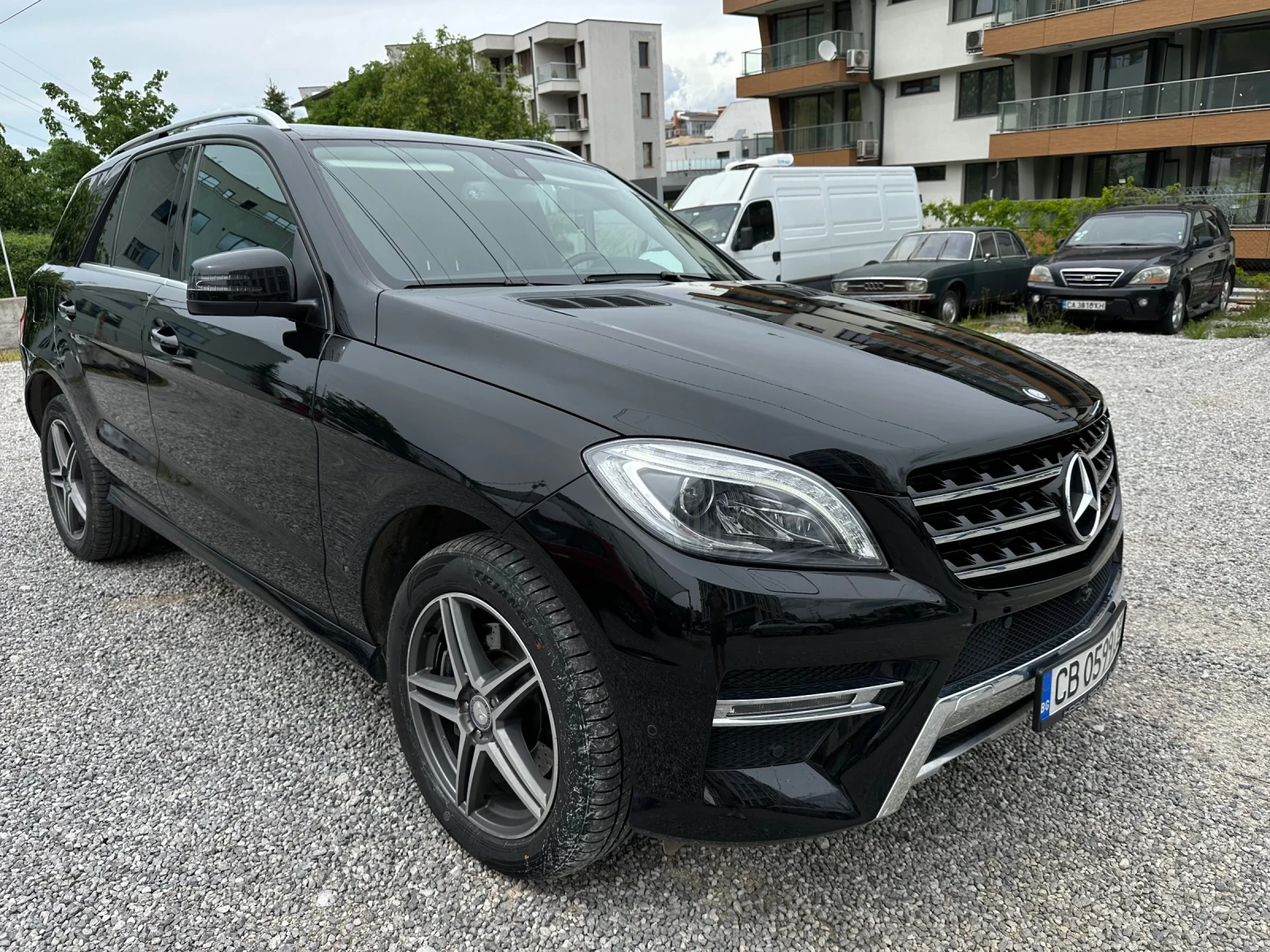 Mercedes-Benz ML 350 AMG * 360 Камера* Вакум* Реални КМ* НОВИ ГУМИ - изображение 3