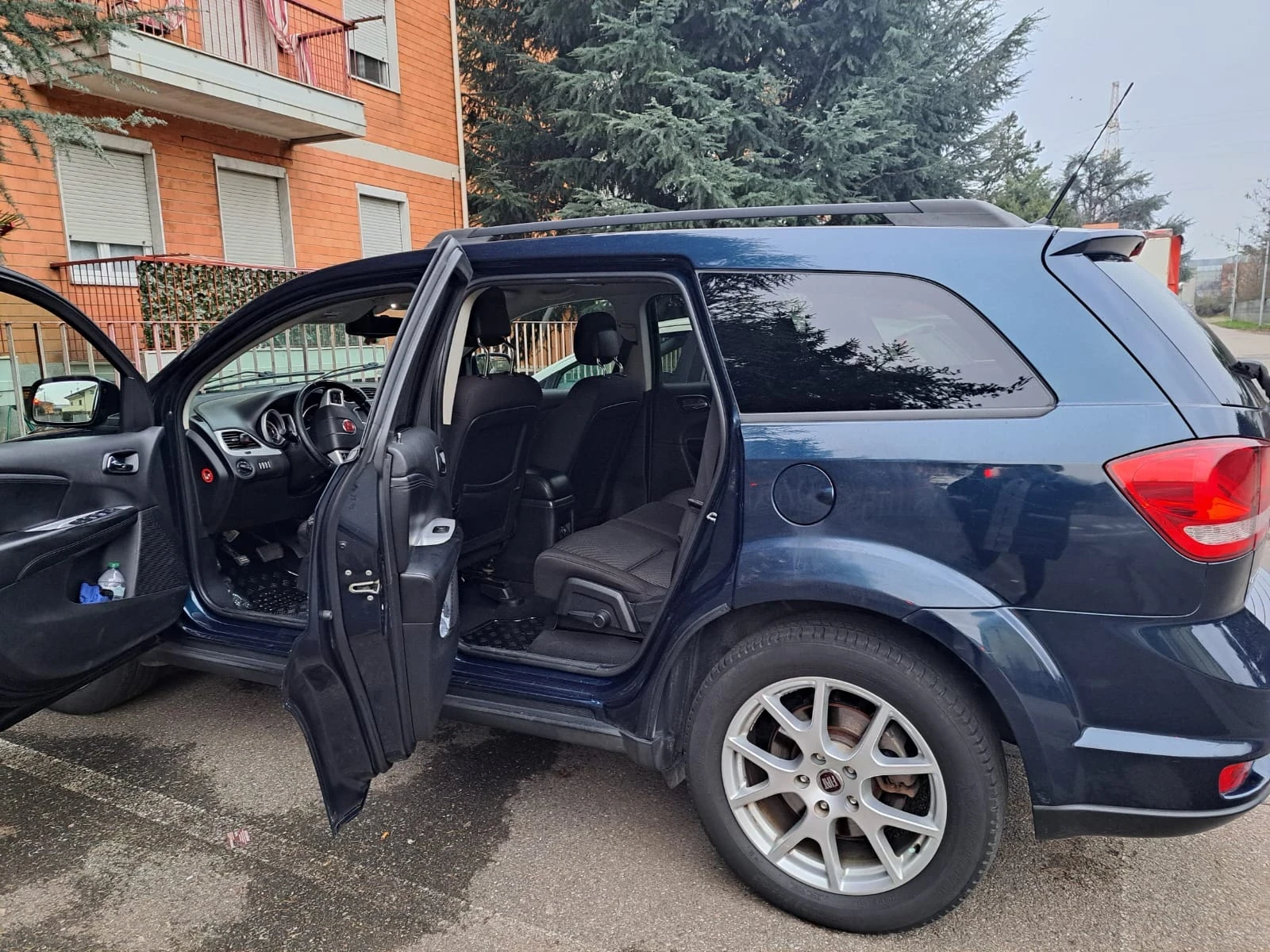 Fiat Freemont 2.0d-170k.automatic 4x4 , снимка 7 - Автомобили и джипове - 53662896