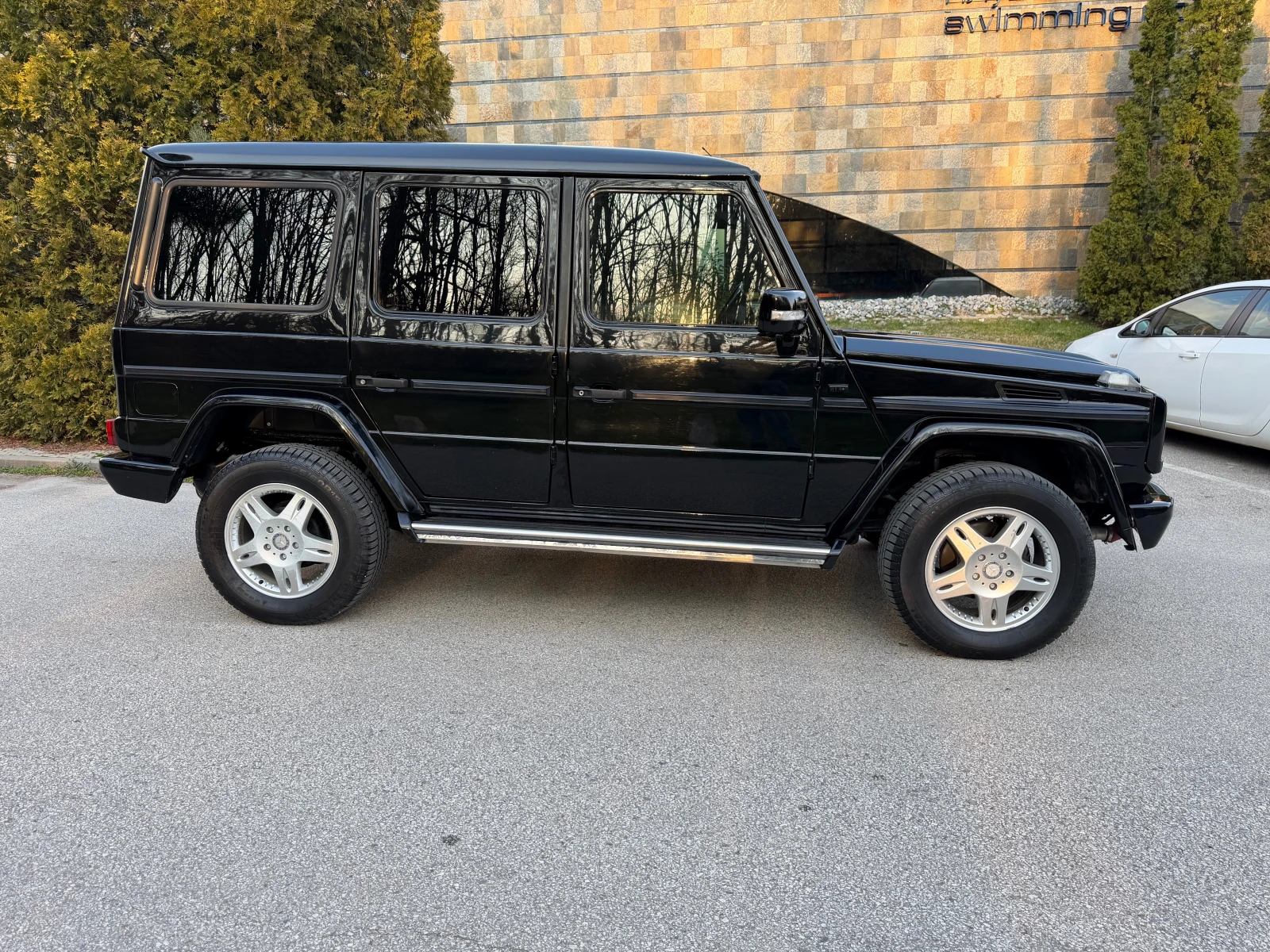 Mercedes-Benz G 300, снимка 2 - Автомобили и джипове - 53738093