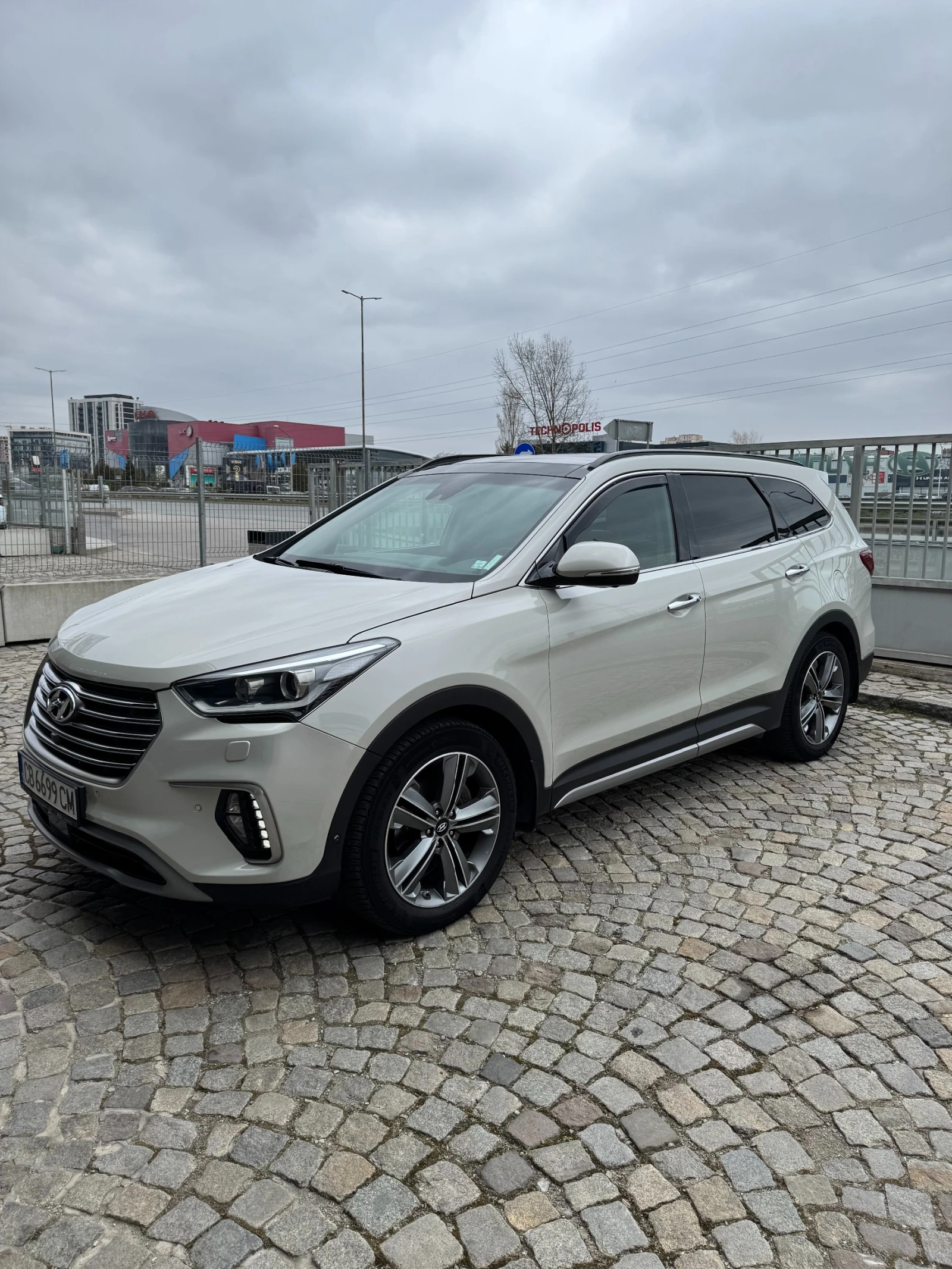 Hyundai Santa fe GRAND
