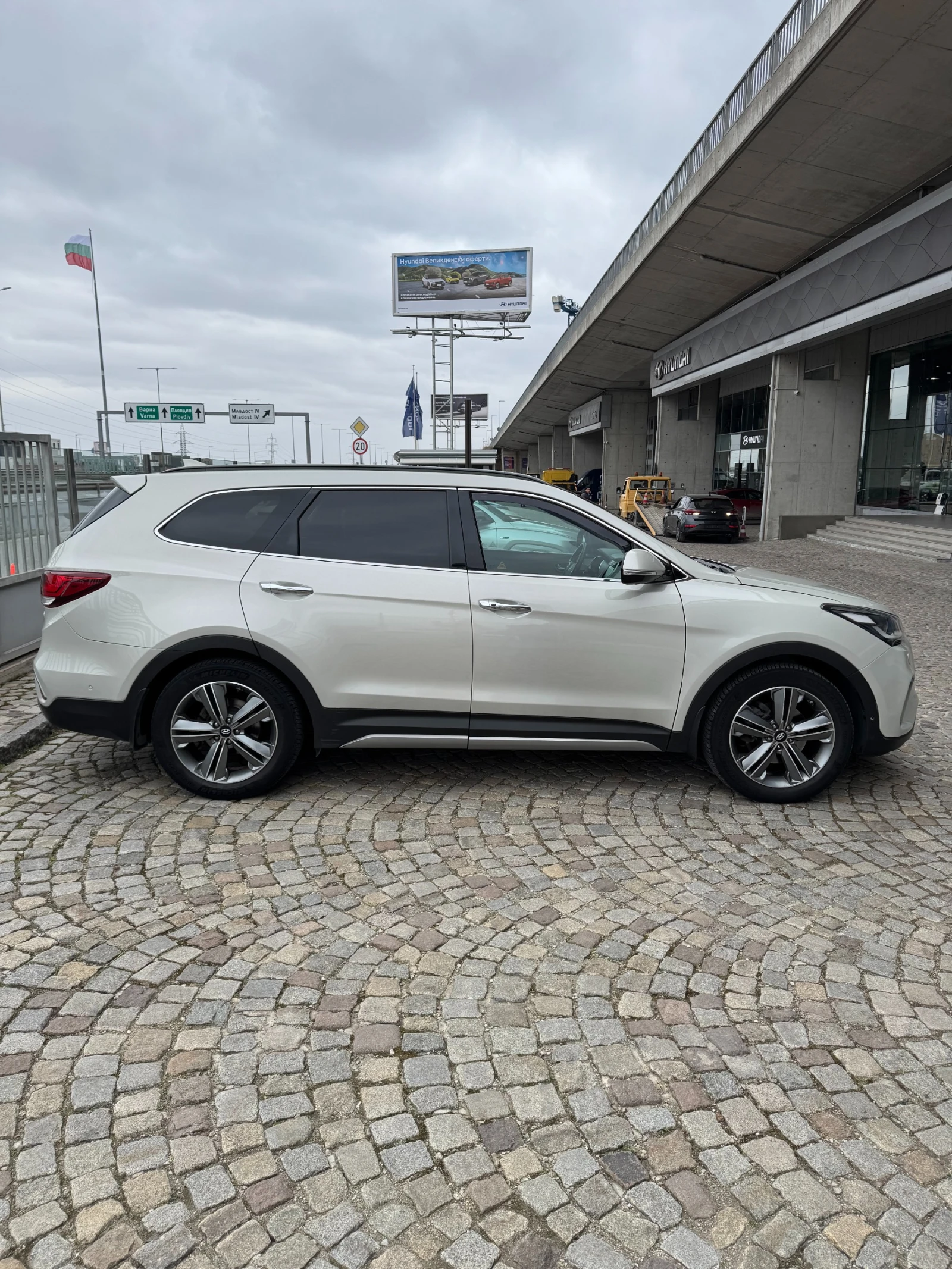 Hyundai Santa fe GRAND, снимка 5 - Автомобили и джипове - 53892732