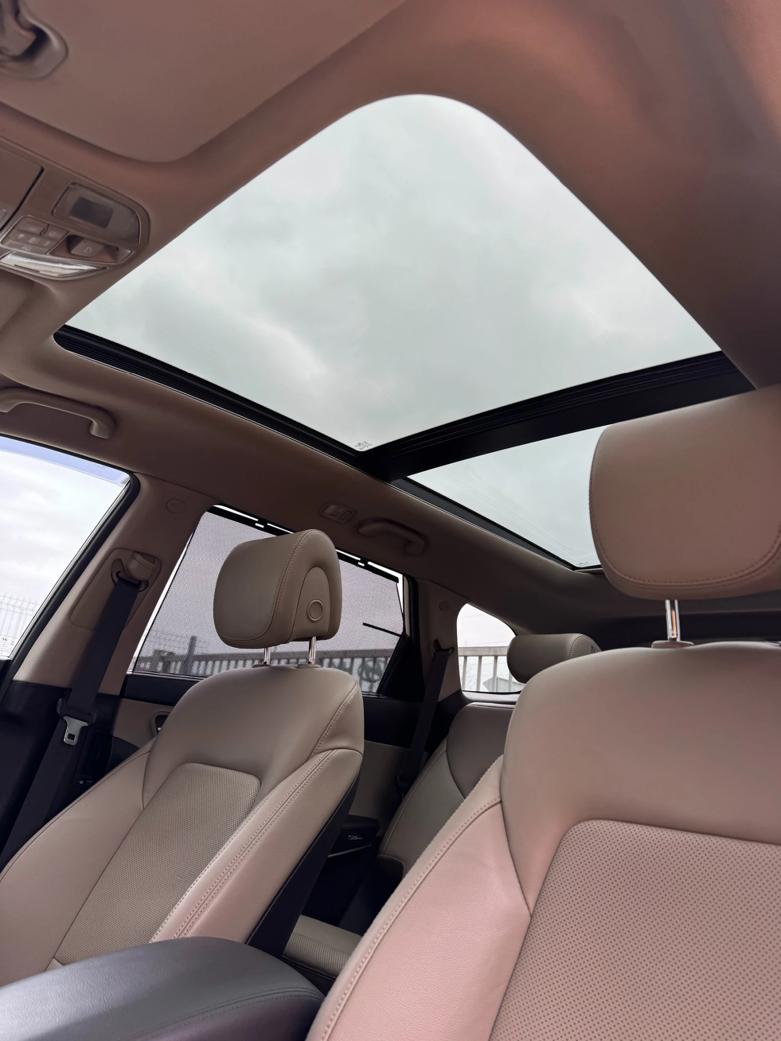 Hyundai Santa fe GRAND, снимка 13 - Автомобили и джипове - 53892732