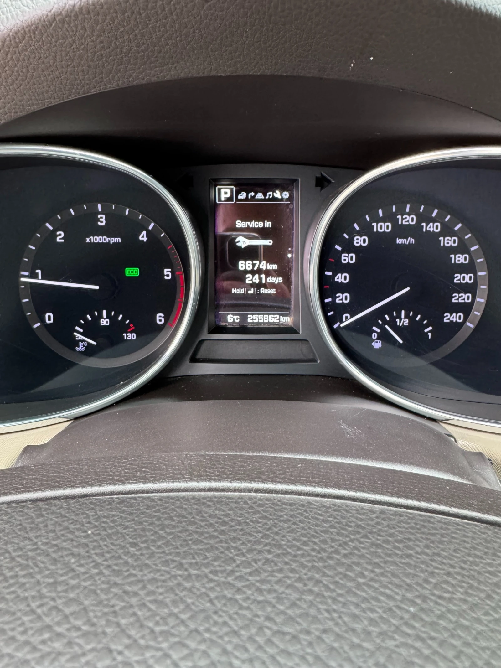 Hyundai Santa fe GRAND, снимка 16 - Автомобили и джипове - 53892732