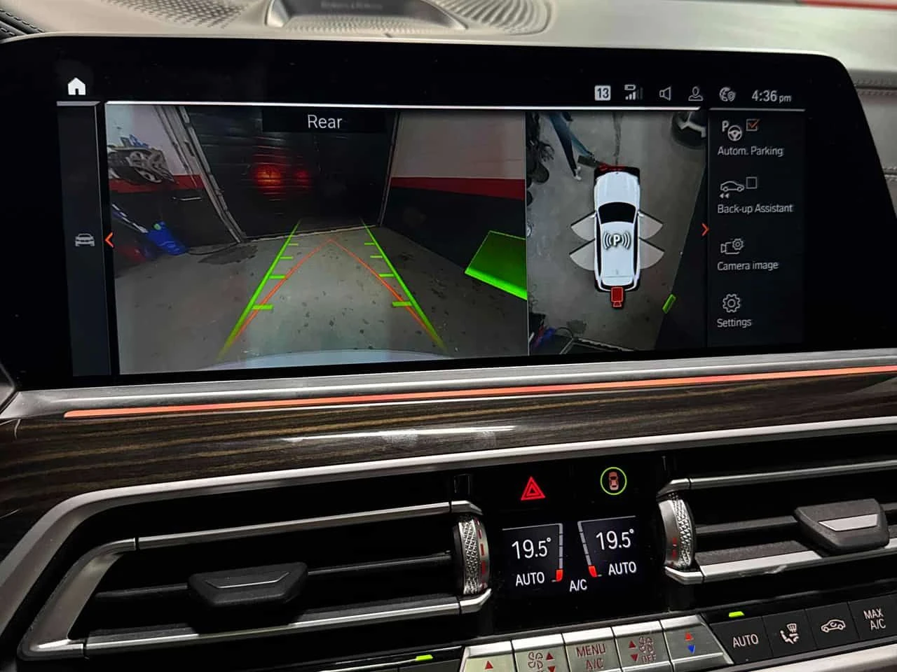 BMW X5 * M50i * CARFAX * ПЕРФЕКТНО СЕРВИЗИРАНА * , снимка 15 - Автомобили и джипове - 54176165