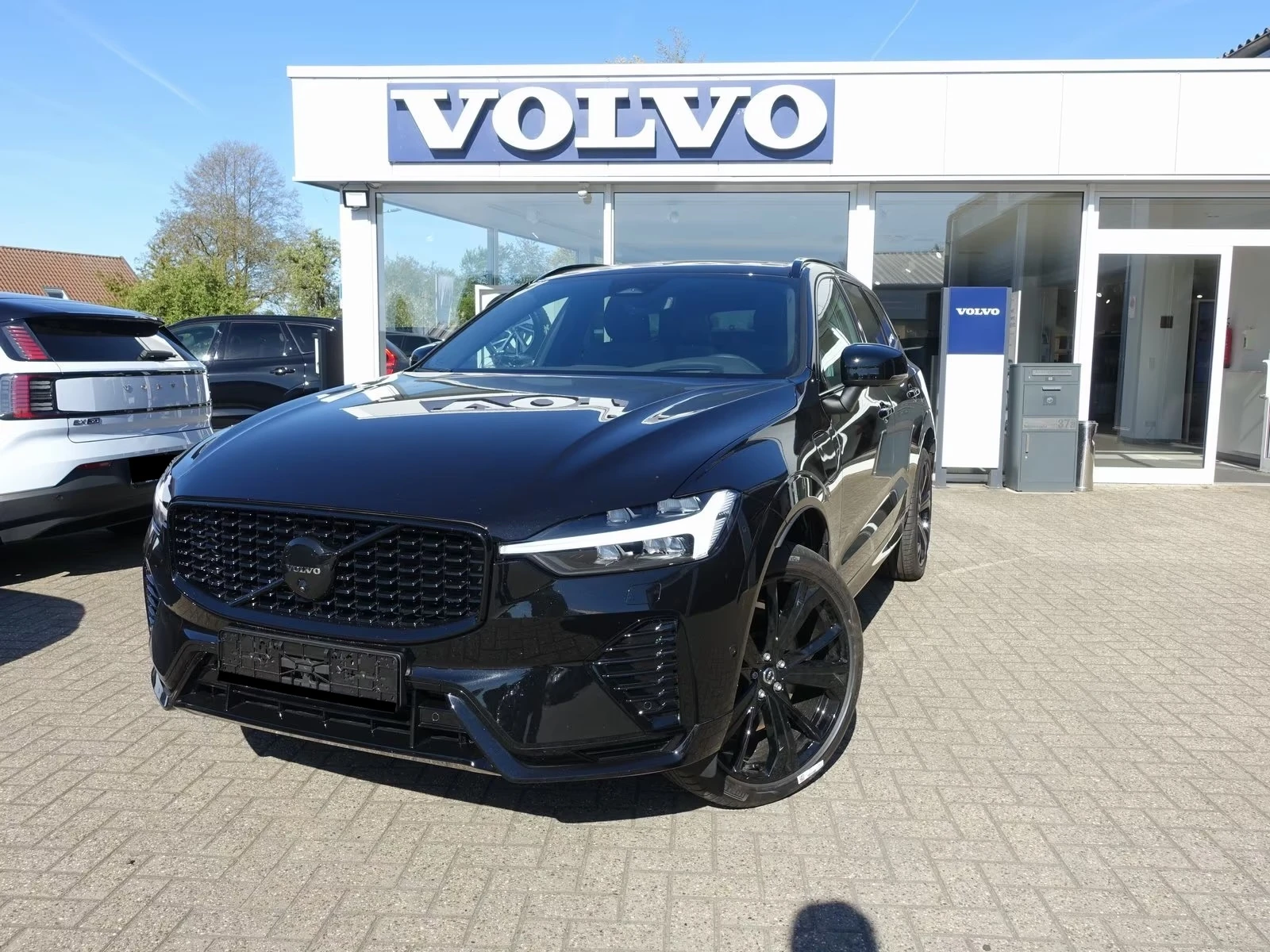 Volvo XC60 T8 AWD Black Edition Plus