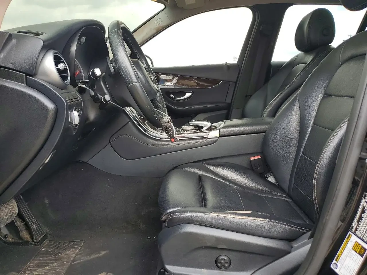 Mercedes-Benz GLC 300, снимка 7 - Автомобили и джипове - 54605027