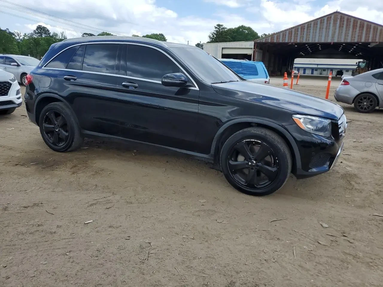 Mercedes-Benz GLC 300, снимка 2 - Автомобили и джипове - 54605027