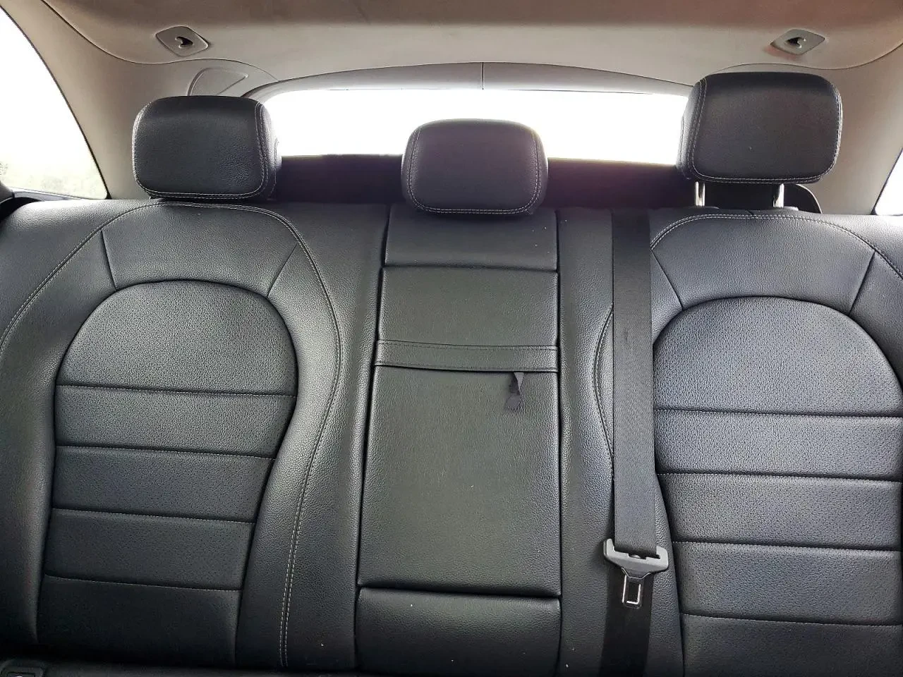 Mercedes-Benz GLC 300, снимка 9 - Автомобили и джипове - 54605027