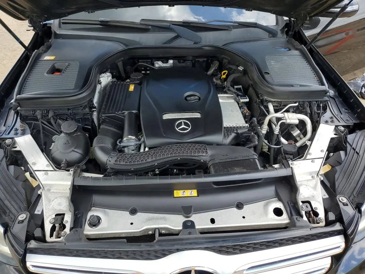 Mercedes-Benz GLC 300, снимка 12 - Автомобили и джипове - 54605027