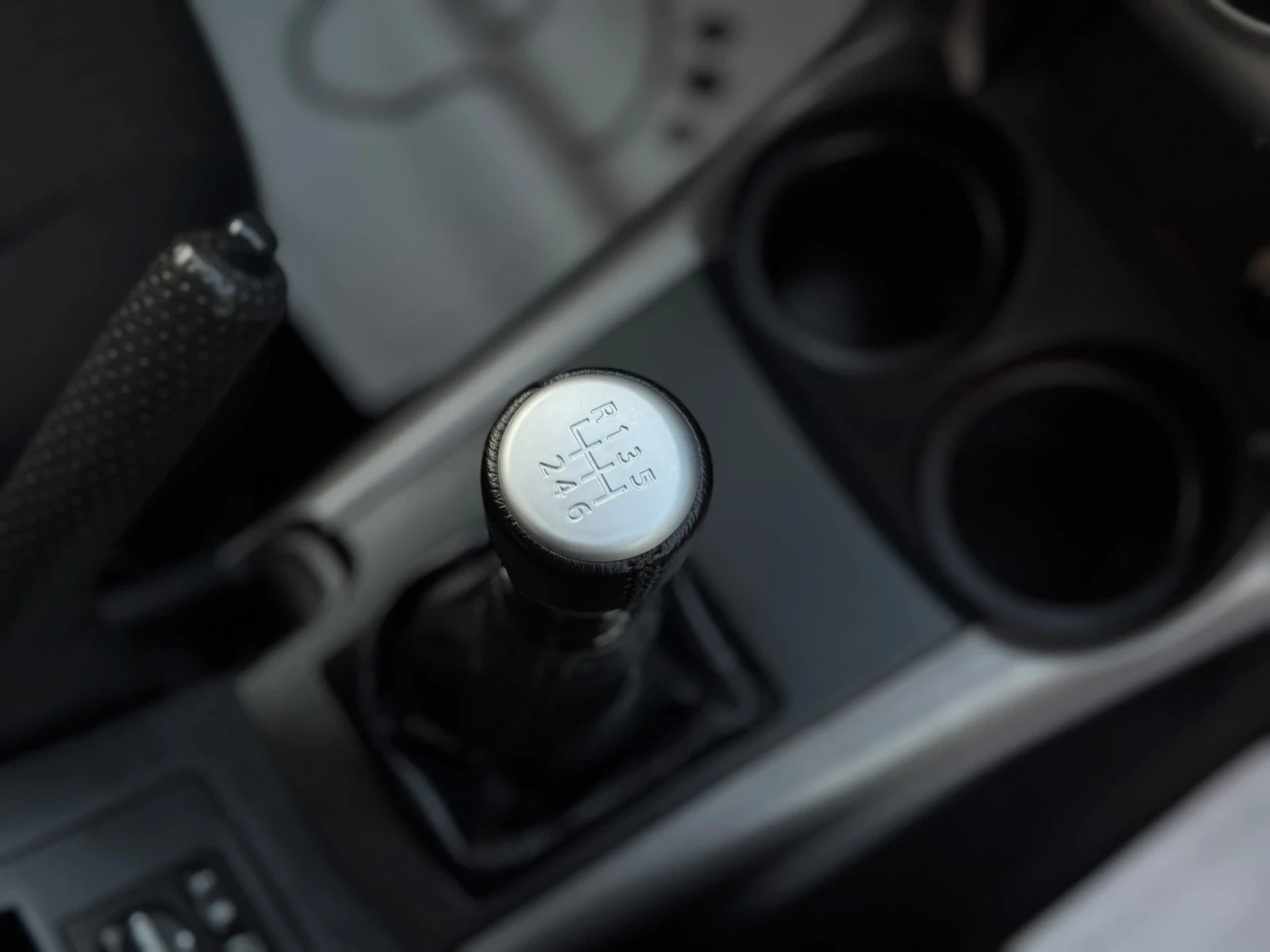 Toyota Rav4 2.2 D4-D 136hp 4х4 ВНОС ОТ ИТАЛИЯ , снимка 13 - Автомобили и джипове - 54683438