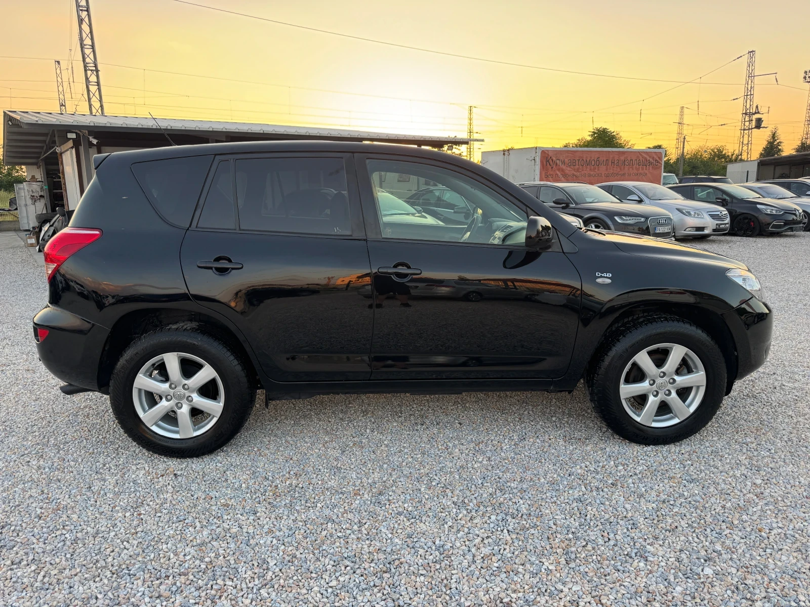 Toyota Rav4 2.2 D4-D 136hp 4х4 ВНОС ОТ ИТАЛИЯ , снимка 7 - Автомобили и джипове - 54683438