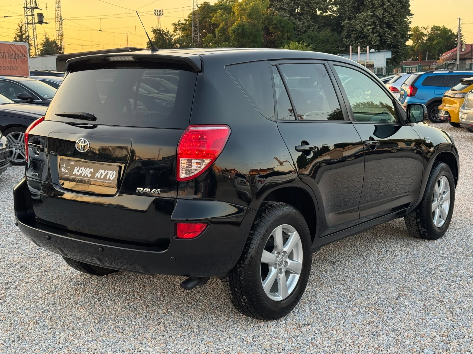 Toyota Rav4 2.2 D4-D 136hp 4х4 ВНОС ОТ ИТАЛИЯ , снимка 6 - Автомобили и джипове - 54683438
