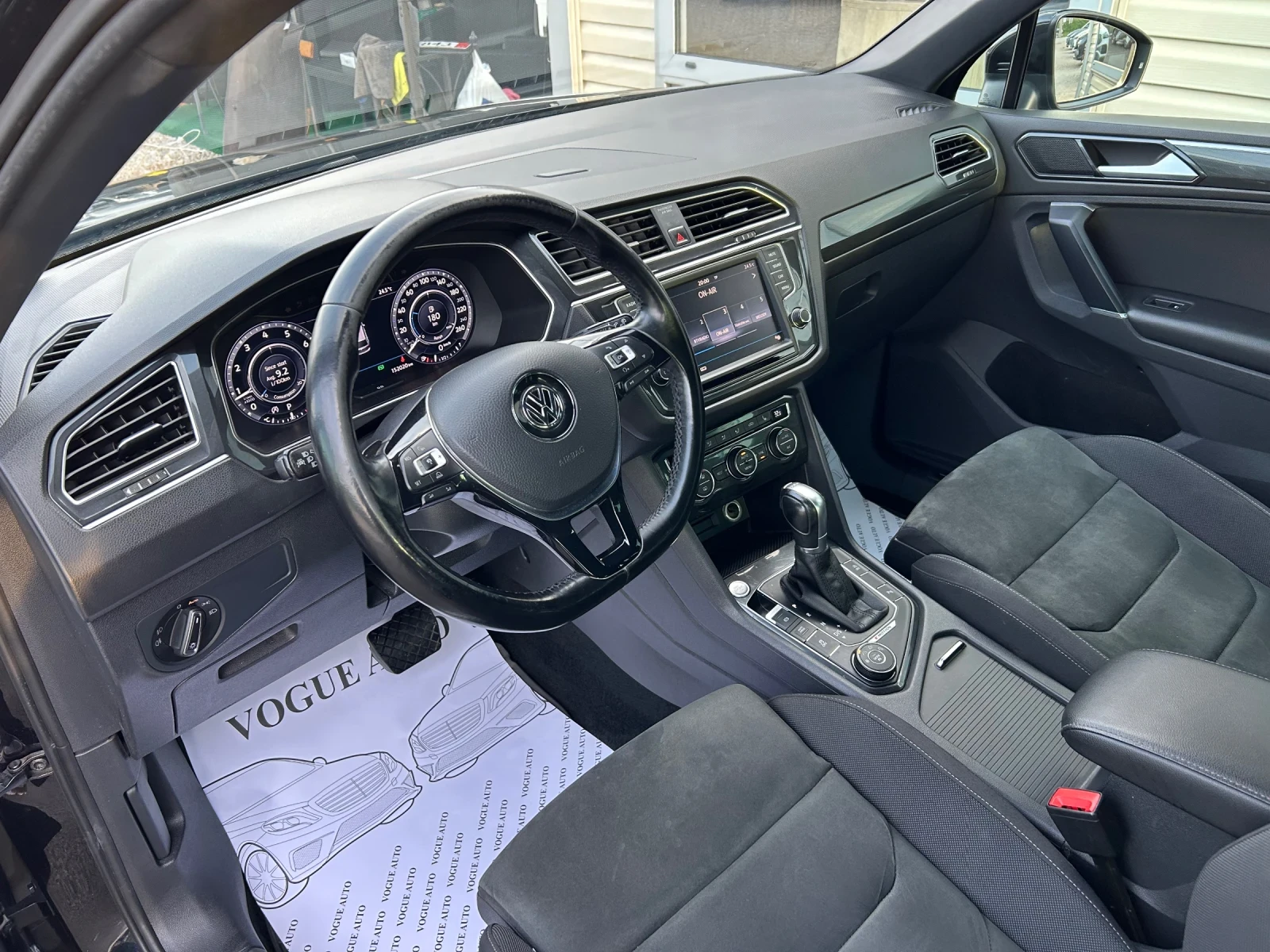 VW Tiguan 2.0TSI* DSG* 4Motion* Масаж* , снимка 7 - Автомобили и джипове - 54954036