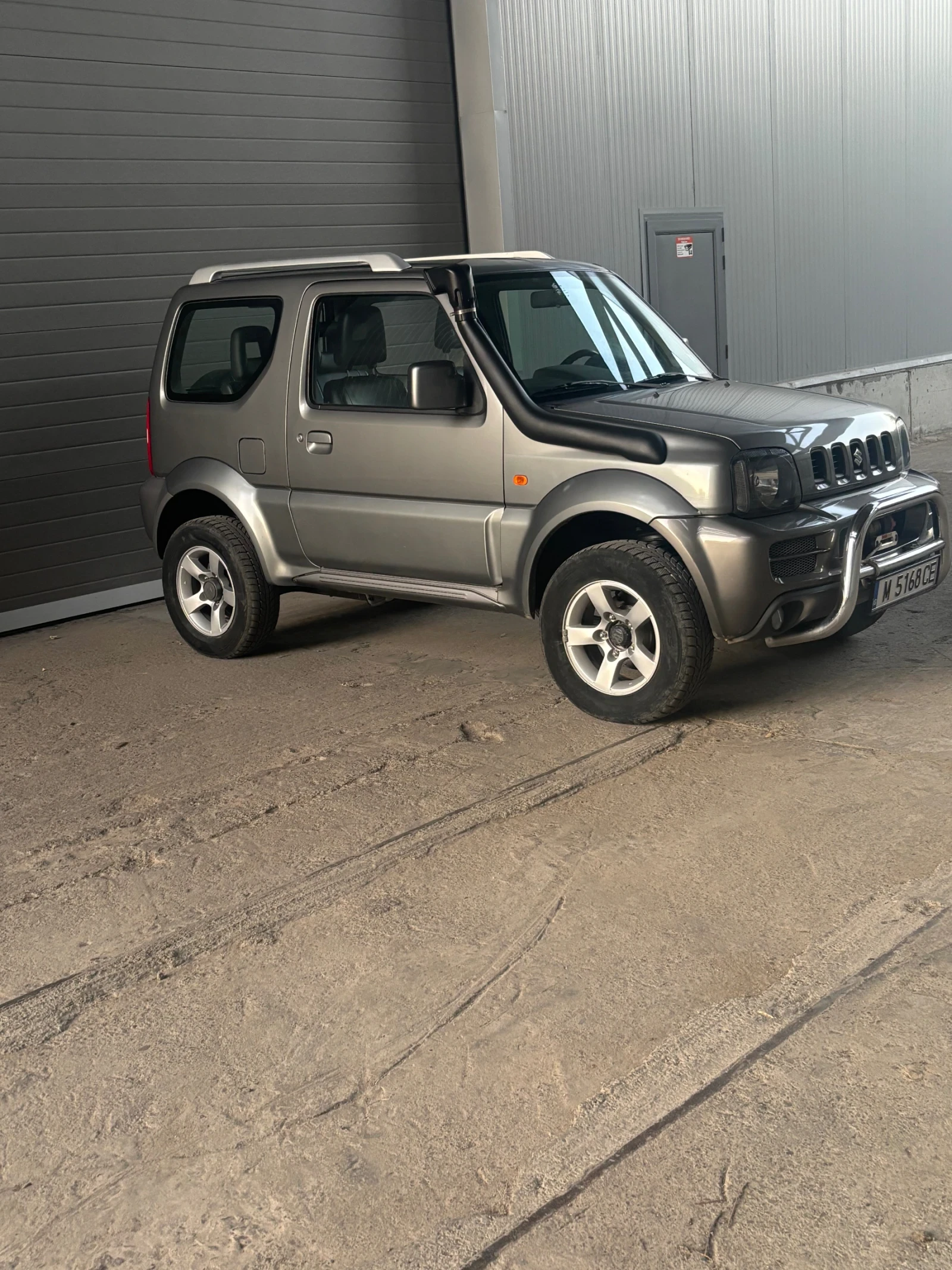 Suzuki Jimny, снимка 4 - Автомобили и джипове - 55732918