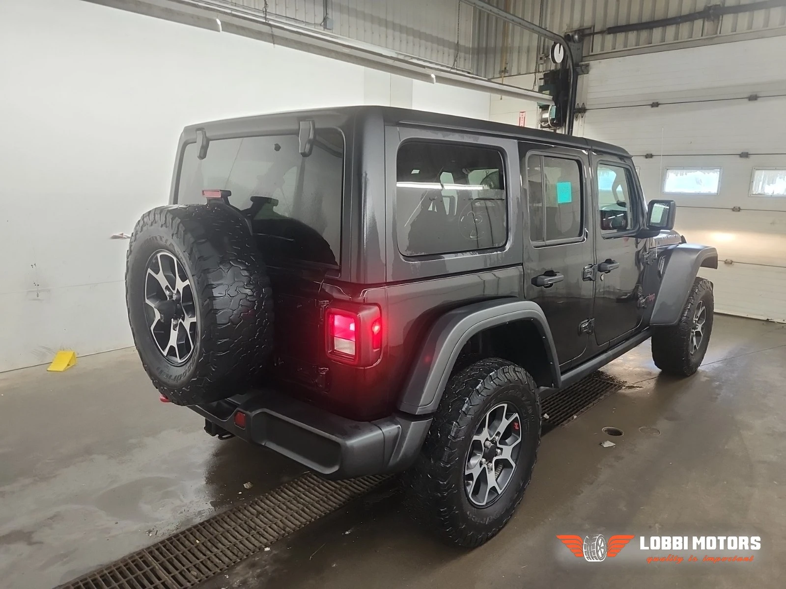Jeep Wrangler, снимка 2 - Автомобили и джипове - 56102677