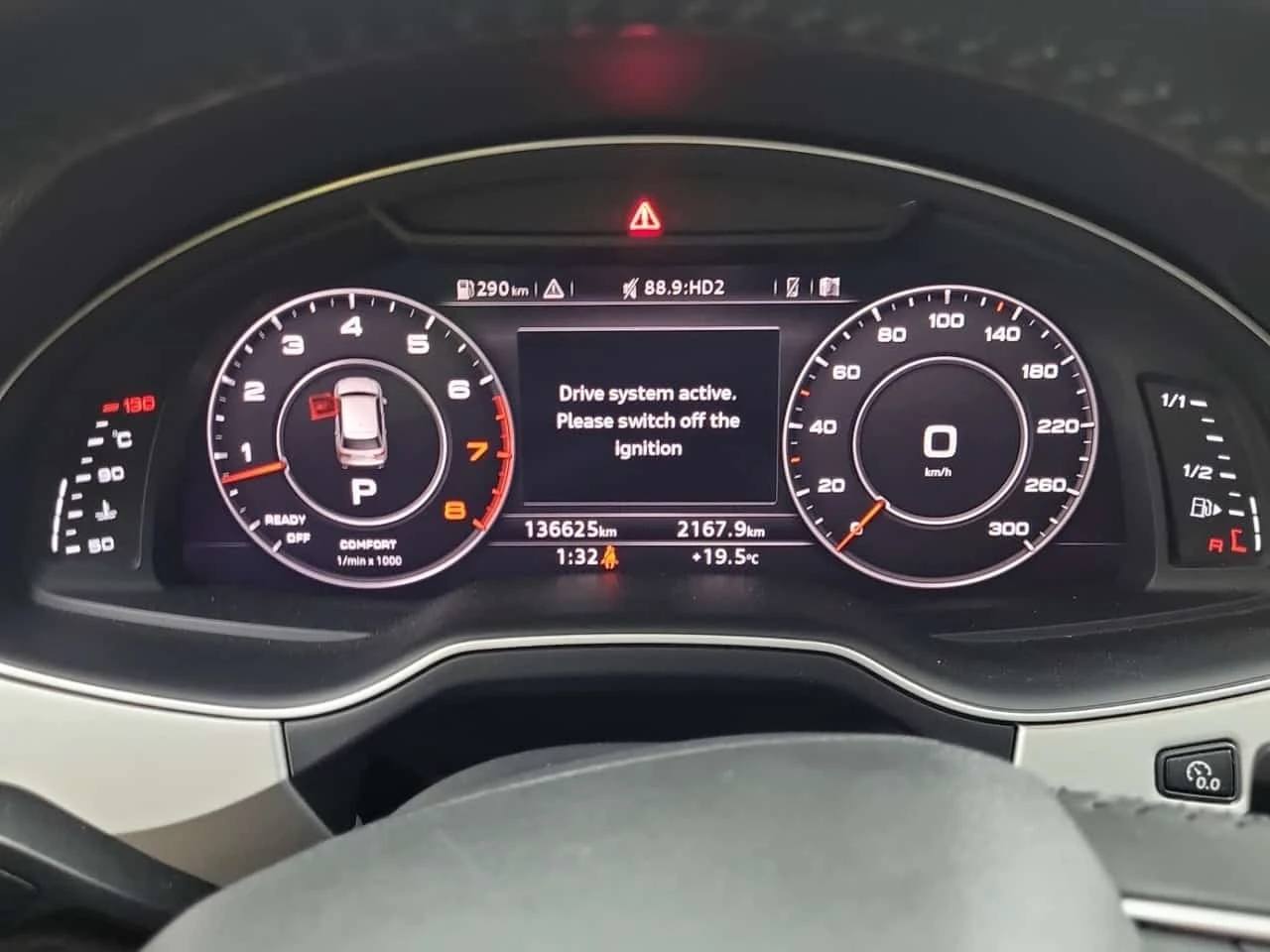 Audi Q7 * 55 Tfsi Quattro Progressiv * CARFAX * , снимка 7 - Автомобили и джипове - 56266119