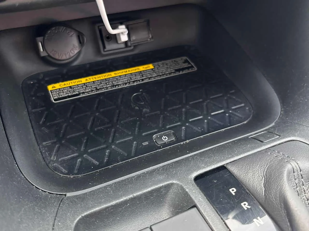 Toyota Rav4 Hybrid XLE | CARFAX | БЕЗ ИНЦИДЕНТИ , снимка 12 - Автомобили и джипове - 56319034