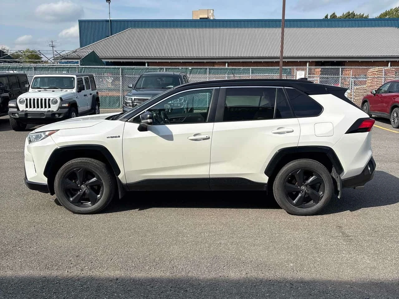 Toyota Rav4 Hybrid XLE | CARFAX | БЕЗ ИНЦИДЕНТИ , снимка 3 - Автомобили и джипове - 56319034