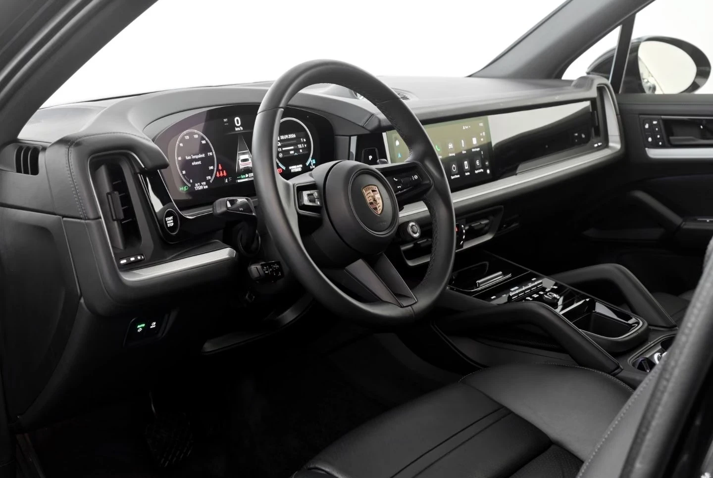 Porsche Cayenne E-HYBRID / BOSE / HUD / 360 / , снимка 9 - Автомобили и джипове - 56534013