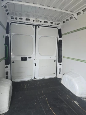 Peugeot Boxer Фургон 335 L2H2, снимка 17