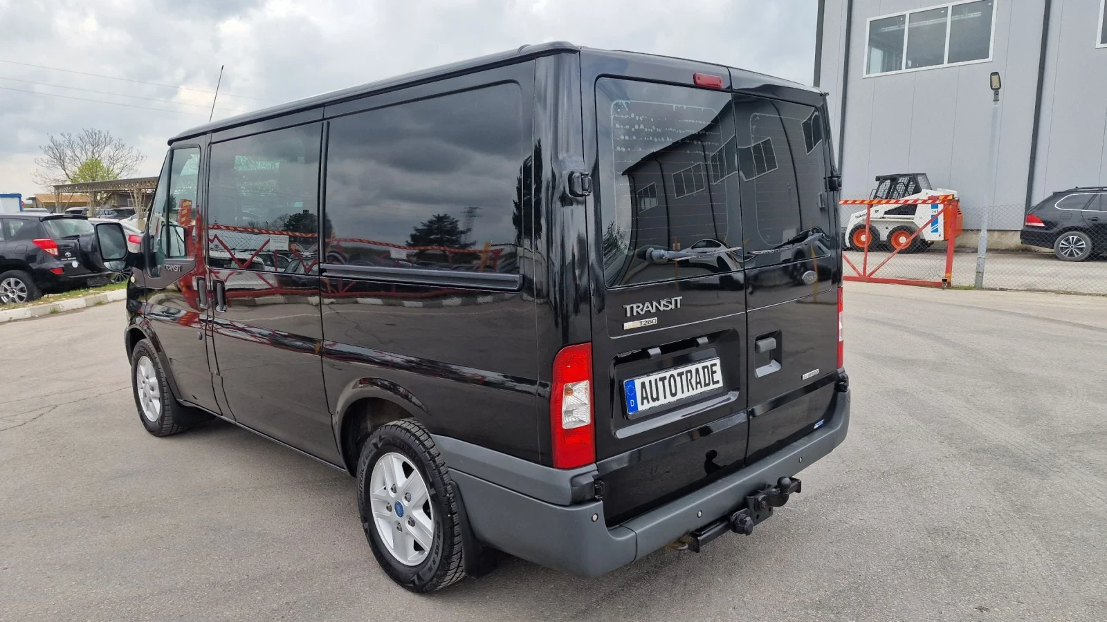 Ford Transit 2.2 TDCI 140к.с., снимка 7 - Бусове и автобуси - 53055422
