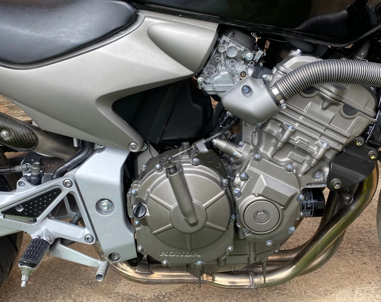 Honda Hornet 600 - изображение 9