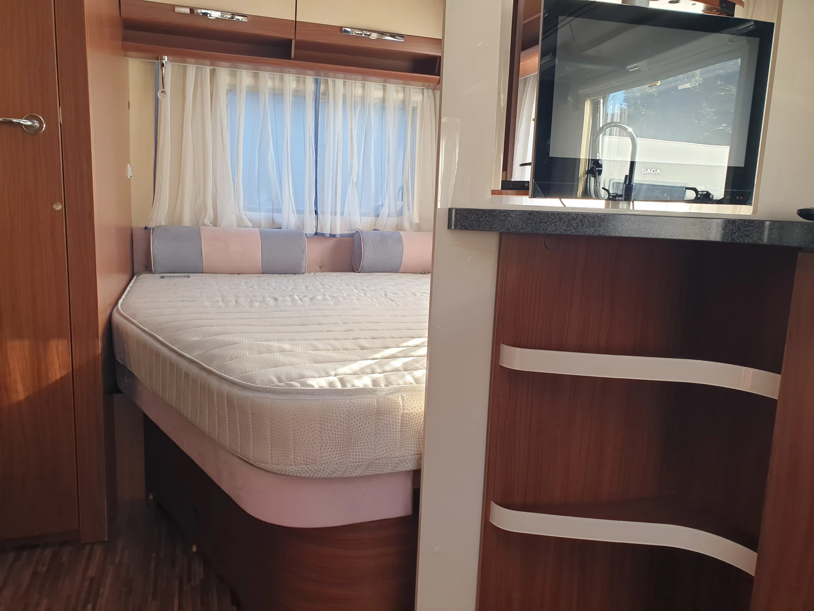 Каравана HYMER / ERIBA NOVA -S 535, снимка 7 - Каравани и кемпери - 56362973