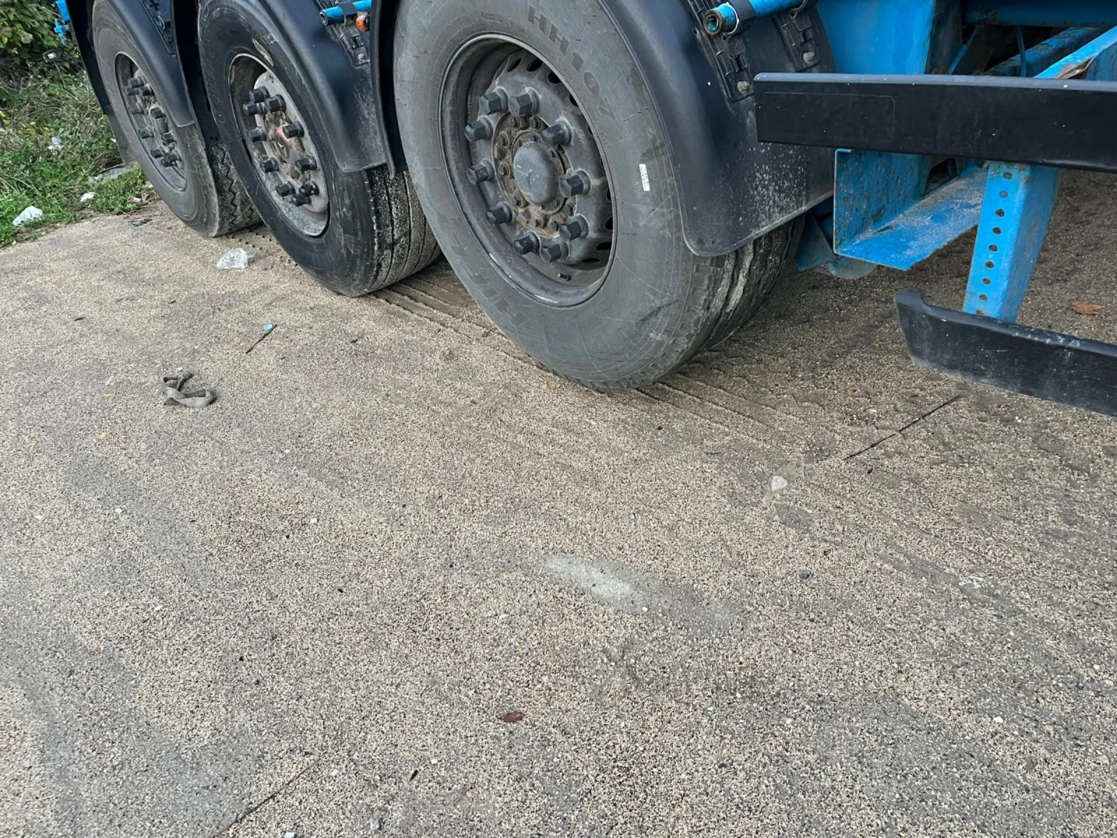 Полуремарке Други Контейнеровоз, снимка 2 - Ремаркета - 55809150