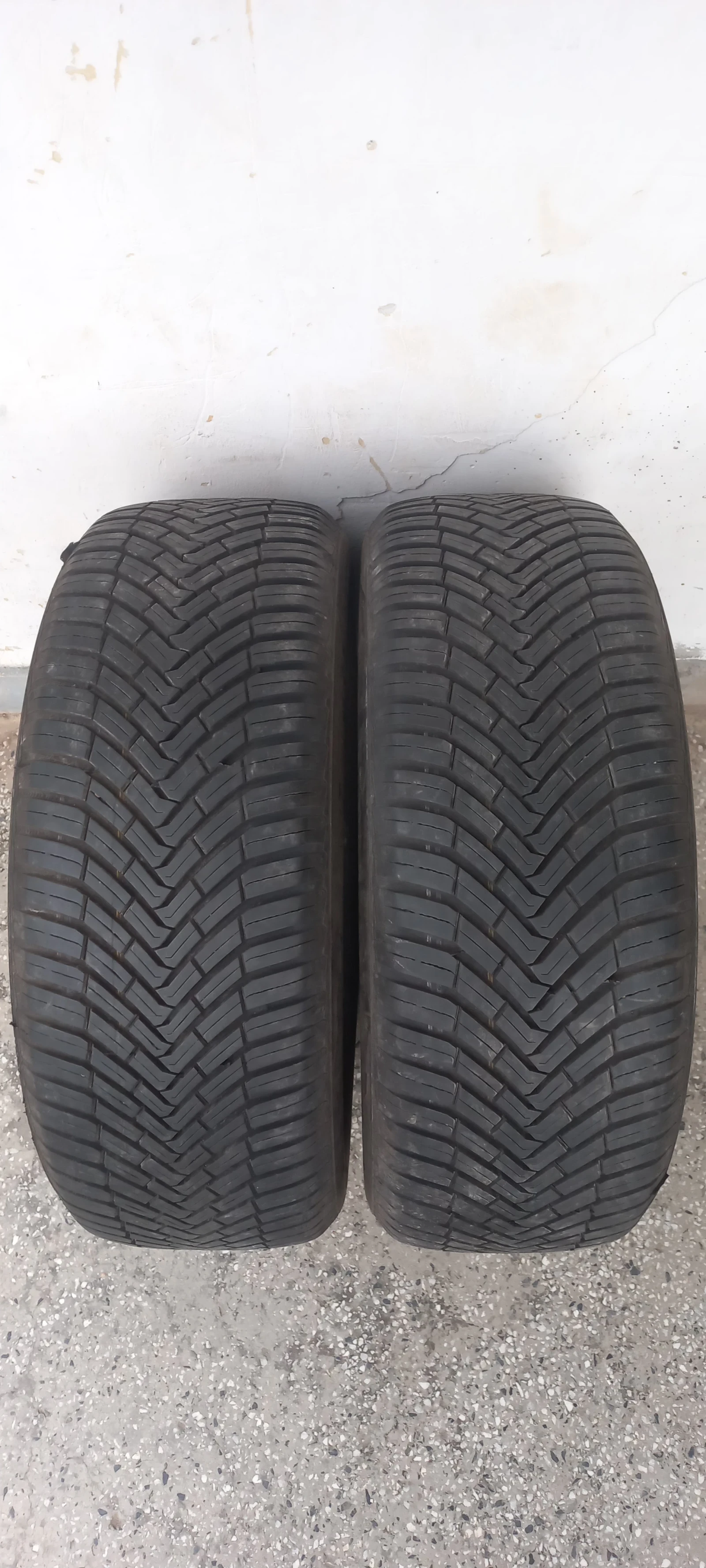Гуми Всесезонни 225/55R17