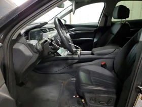 Audi E-Tron Premium Plus Quattro, снимка 7