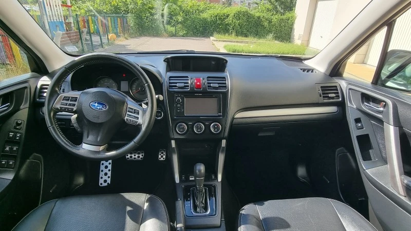 Subaru Forester 2.0 XT AWD, снимка 14 - Автомобили и джипове - 46466583