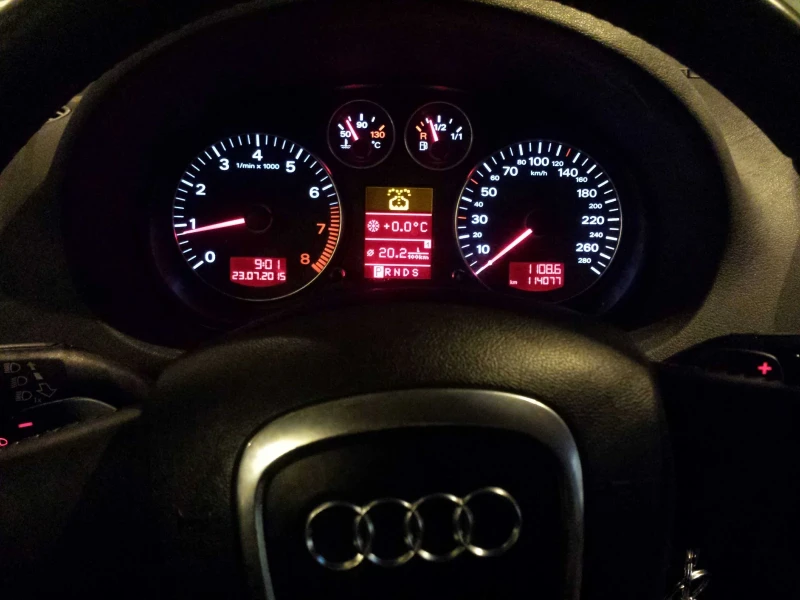 Audi A3 2.0 TFSI, снимка 15 - Автомобили и джипове - 47178520