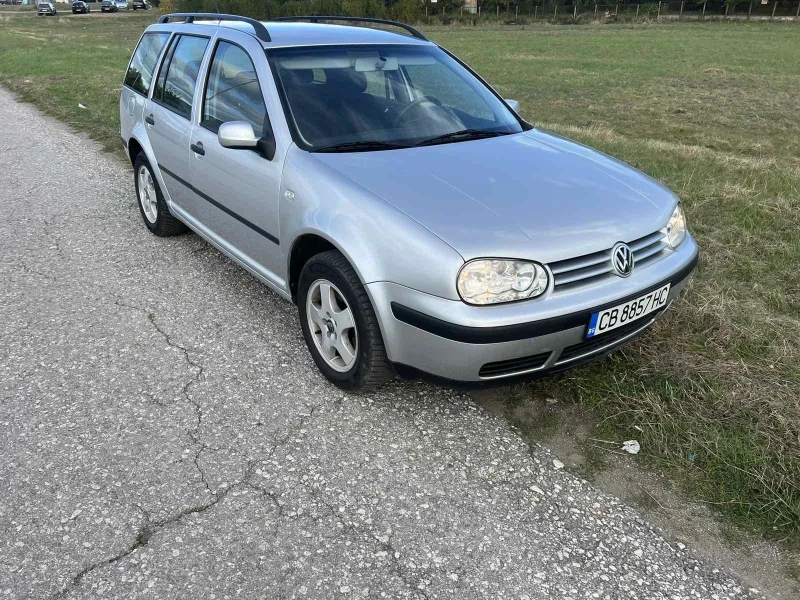 VW Golf 4, снимка 1 - Автомобили и джипове - 47608317