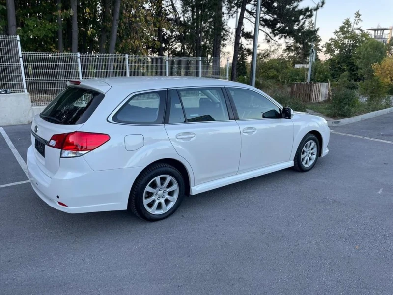 Subaru Legacy 2.0i Швейцария, снимка 8 - Автомобили и джипове - 48473281