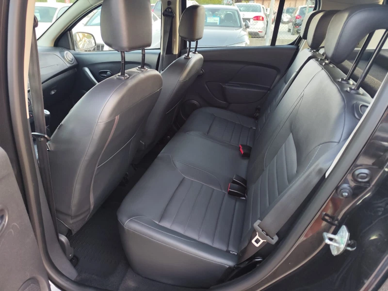 Dacia Sandero STEPWAY, снимка 14 - Автомобили и джипове - 51364694