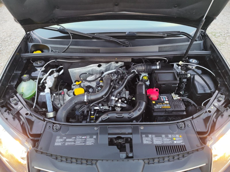 Dacia Sandero STEPWAY, снимка 15 - Автомобили и джипове - 51364694