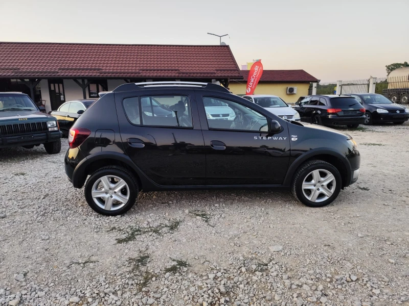 Dacia Sandero STEPWAY, снимка 4 - Автомобили и джипове - 51364694