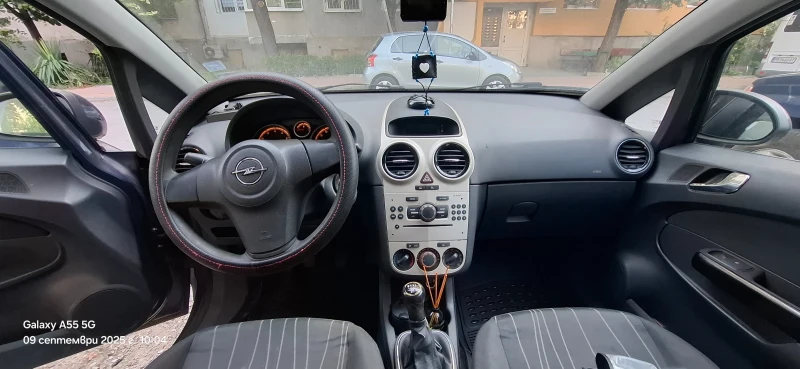 Opel Corsa D, снимка 5 - Автомобили и джипове - 53043982