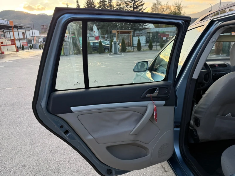 Skoda Octavia 1.9TDI!, снимка 11 - Автомобили и джипове - 52507826