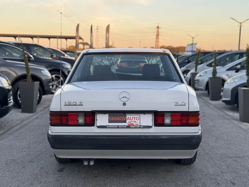 Mercedes-Benz 190 Италия* Без точка ръжда*  климатик, снимка 7 - Автомобили и джипове - 52243133