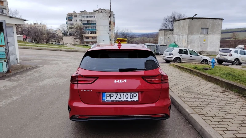 Kia Ceed 1.5-T-GDI-140кс БЕНЗИН, снимка 5 - Автомобили и джипове - 53392529