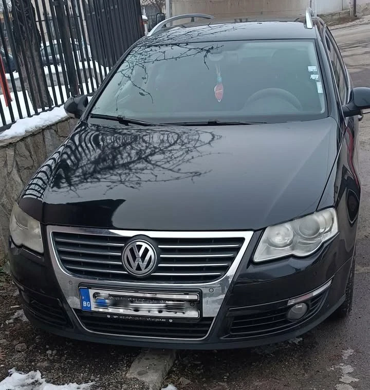 VW Passat, снимка 1 - Автомобили и джипове - 48741666