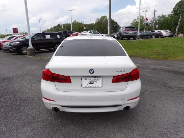 BMW 530 SPORT LINE ФИКС ЦЕНА ДО СОФИЯ - изображение 5
