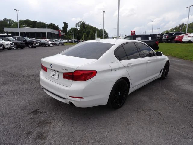BMW 530 SPORT LINE ФИКС ЦЕНА ДО СОФИЯ - изображение 4