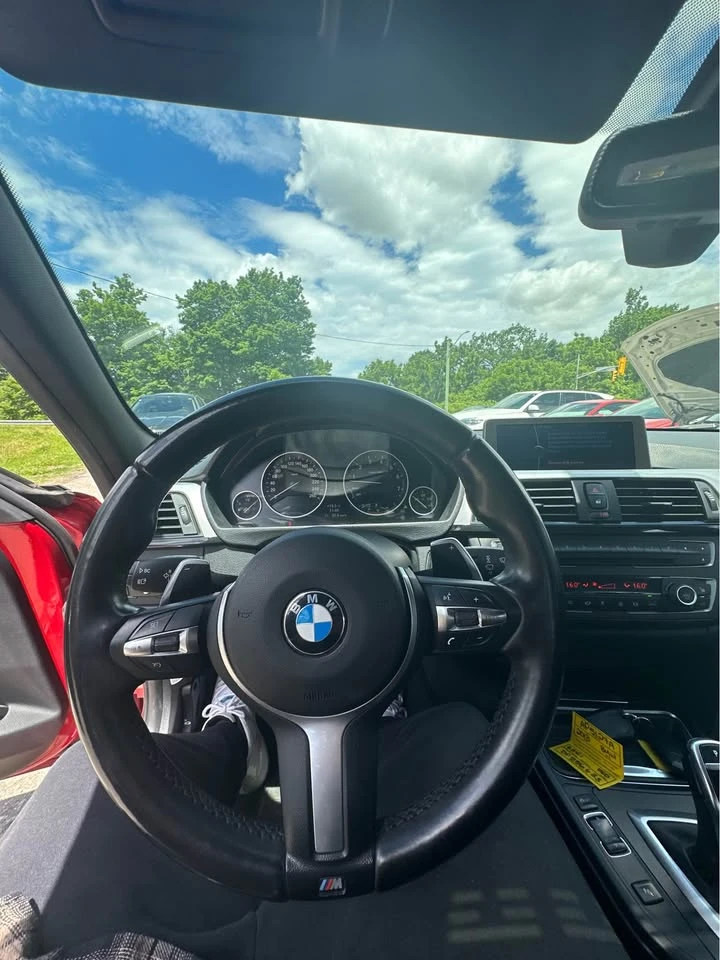 BMW 335 * Xdrive M Performance* ПОДГРЕВ* KEYLESS* , снимка 2 - Автомобили и джипове - 54244468