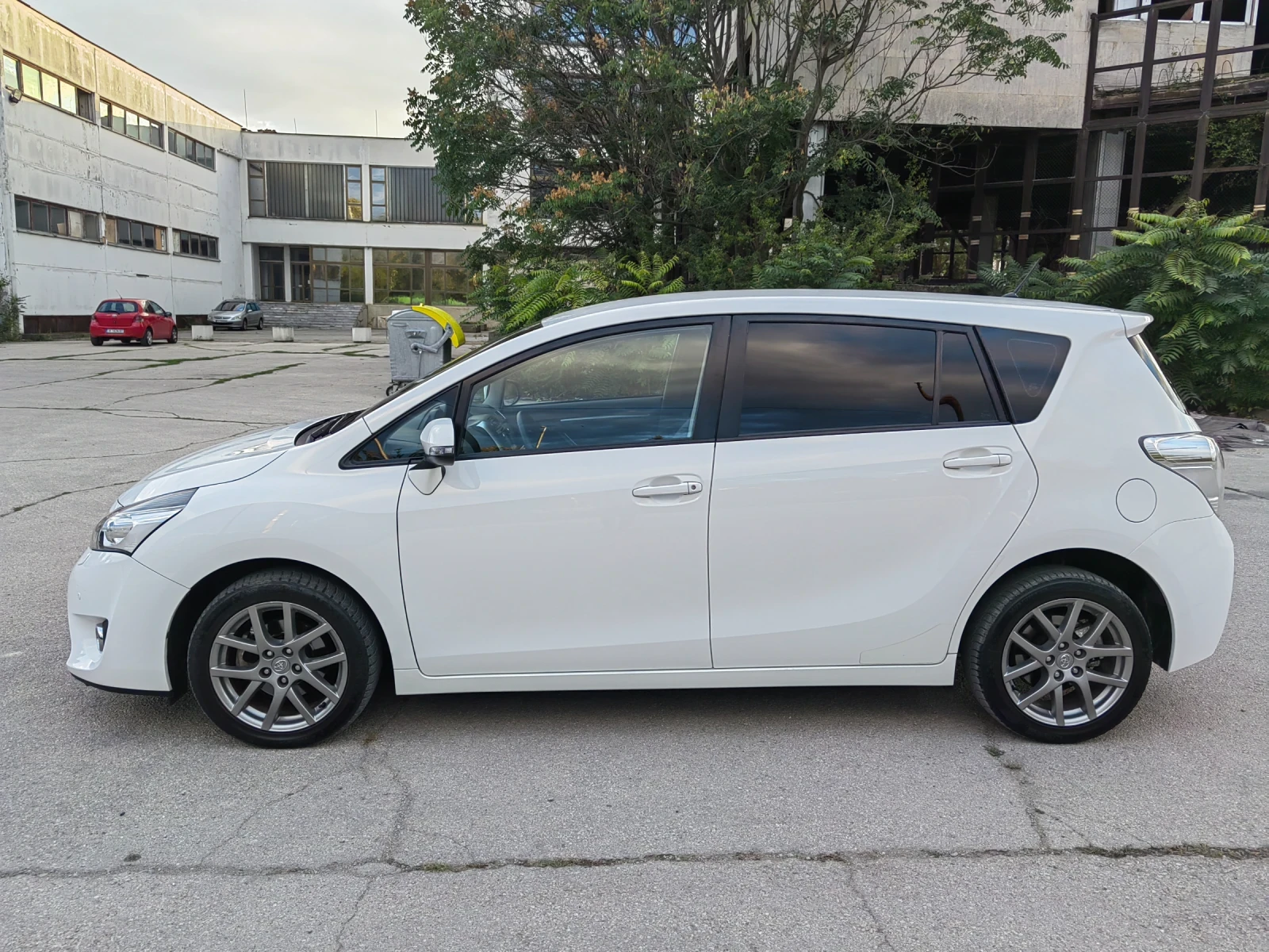 Toyota Verso 1.8i AUTOMATIC - изображение 6