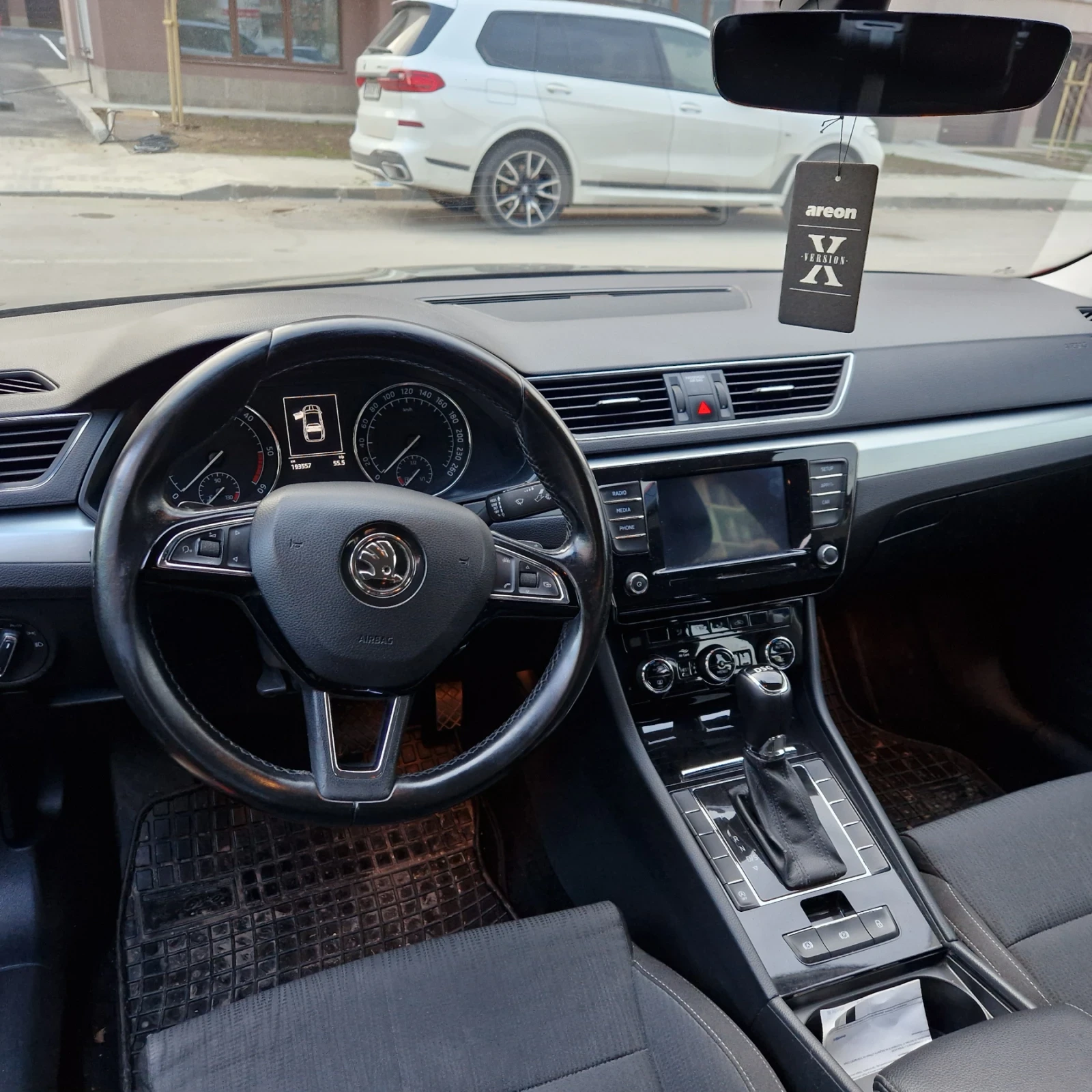 Skoda Superb  - изображение 3