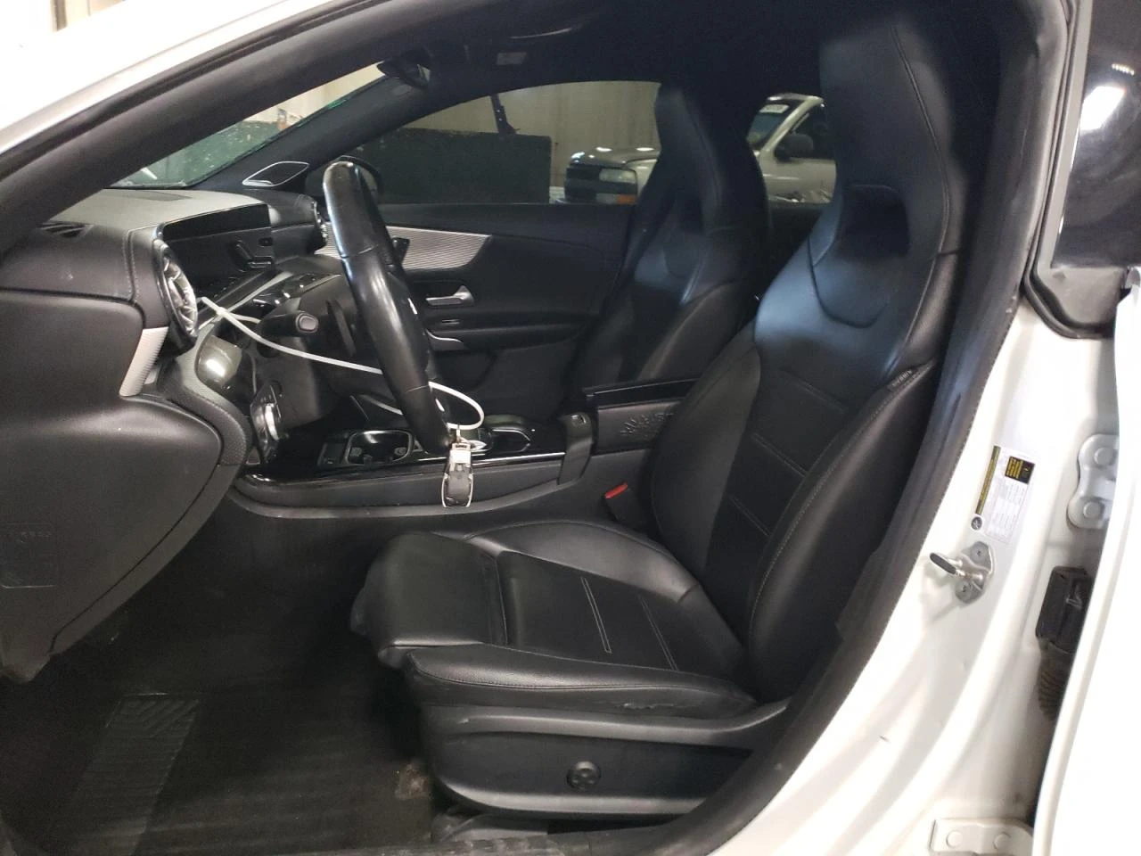 Mercedes-Benz CLA 250 4matic/distronic/клип на мотор - изображение 7
